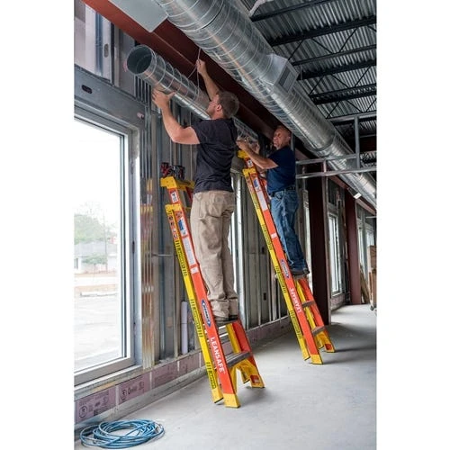 Werner Ladders & Fall Protection Werner 8' LeanSafe Type IA Fiberglass Leaning Ladder L6208 7 Werner Ladders & Fall Protection Werner 8' LeanSafe Type IA Fiberglass Leaning Ladder L6208 - Image 5